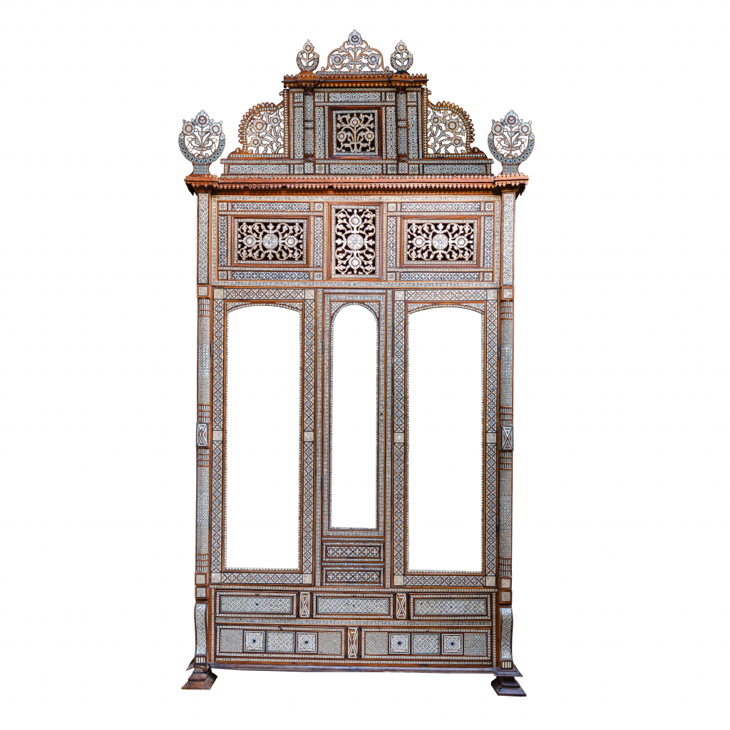 Mother of Pearl Armoire 15