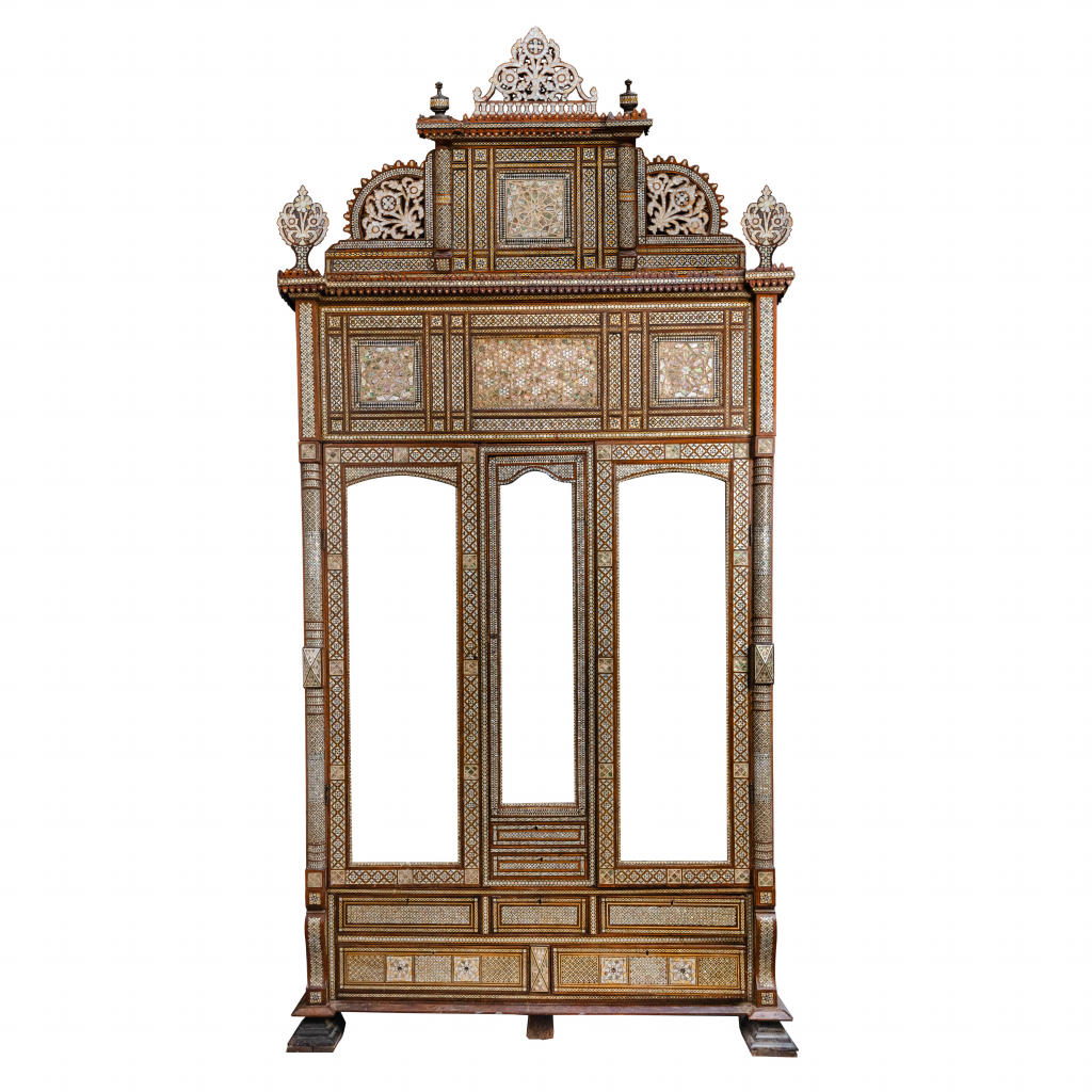 Mother of Pearl Armoire 17 (1)